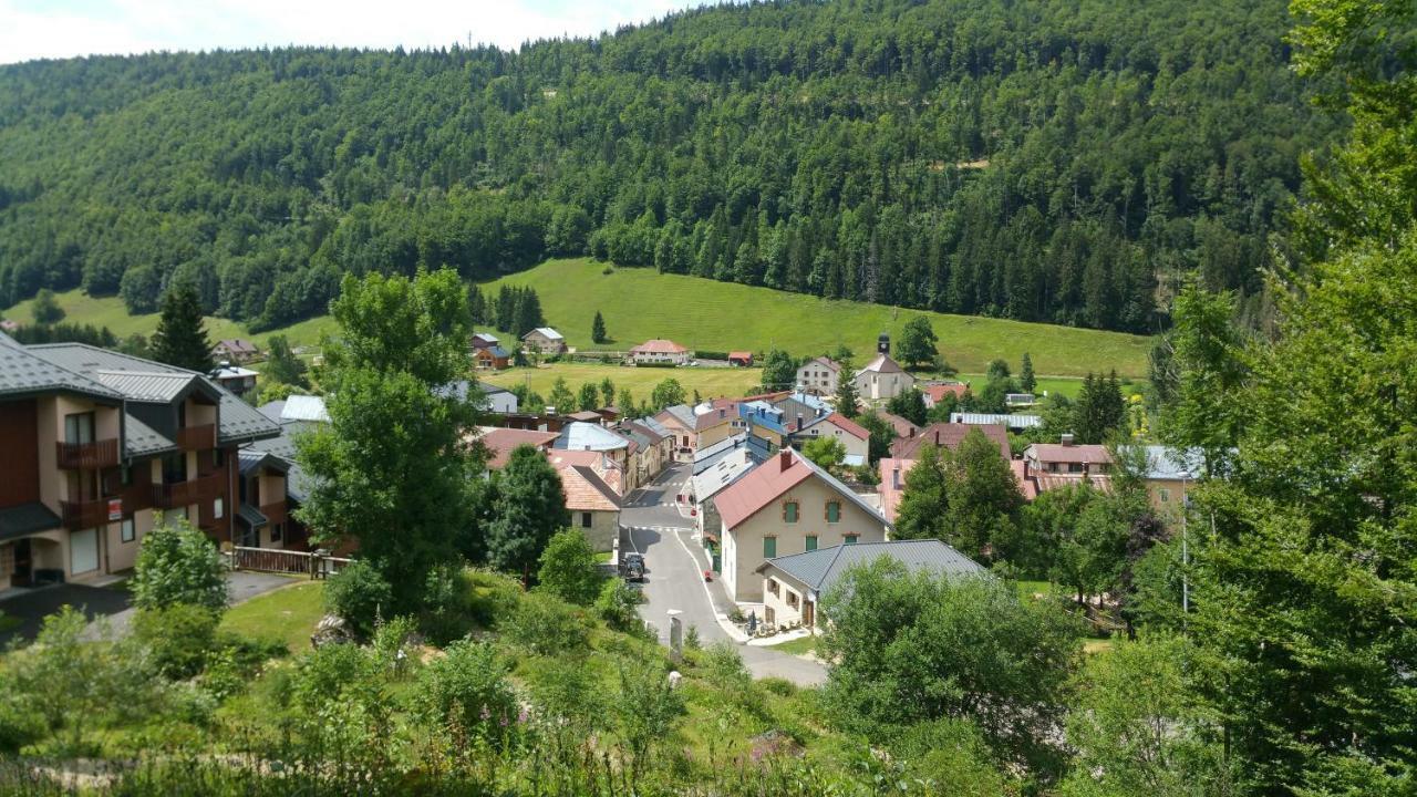 Les Chamois Leilighet Lajoux Eksteriør bilde